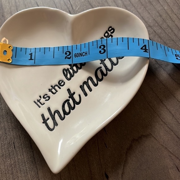 Keepsake heart shaped tray by Thirty one Retro-Made in EUC - Picture 3 of 4